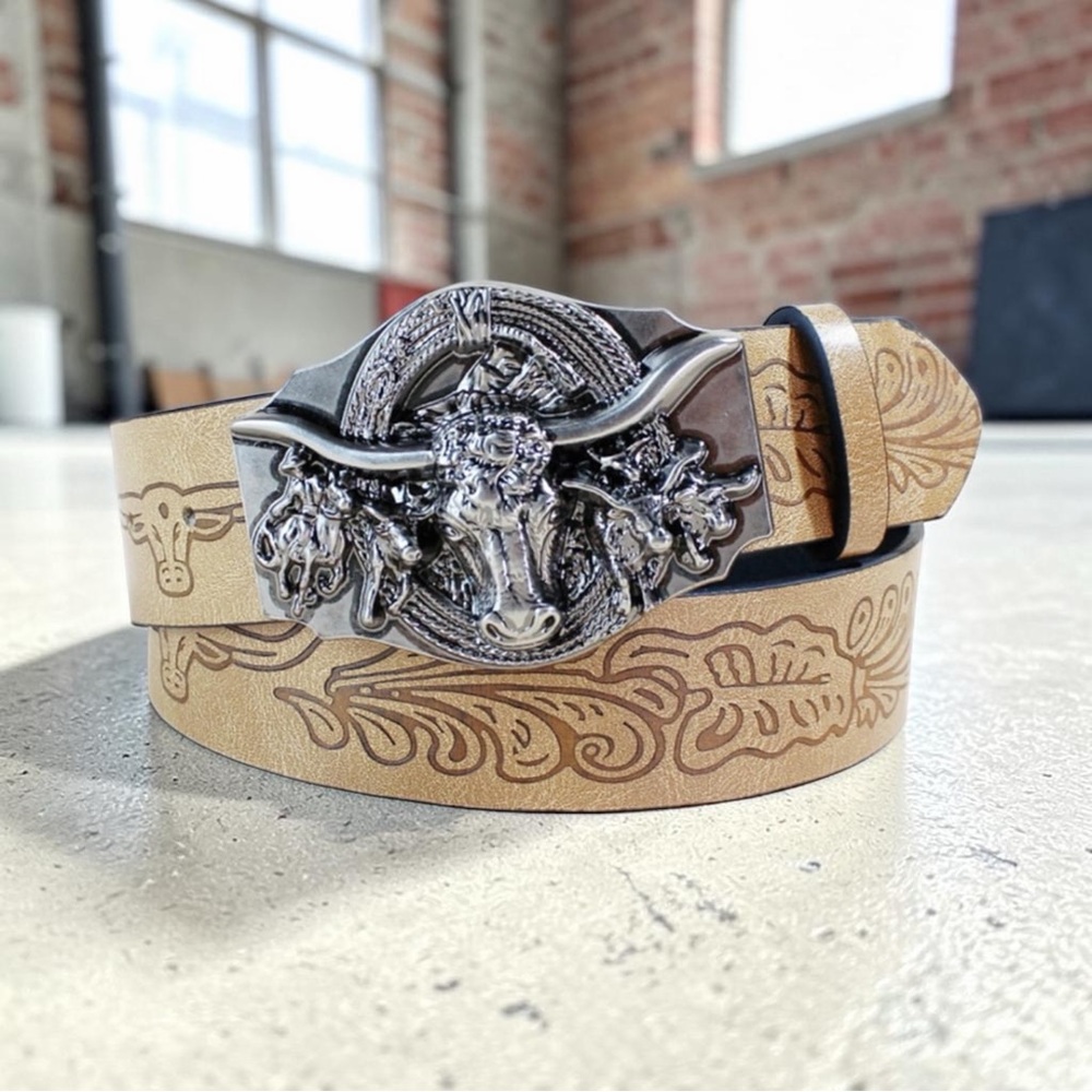 Women’s Tan Western Belt with Silver Longhorn Buckle - NEW